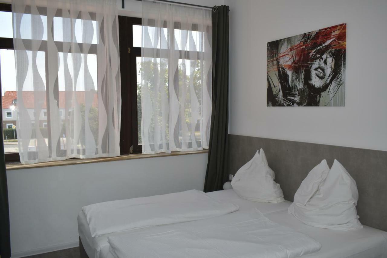Motel Schoenefeld Großziethen Extérieur photo