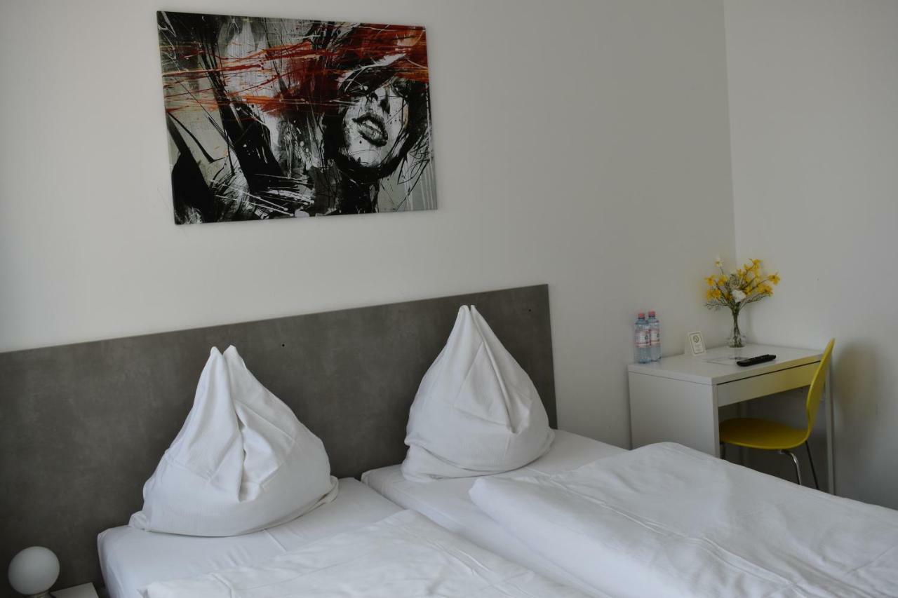 Motel Schoenefeld Großziethen Extérieur photo